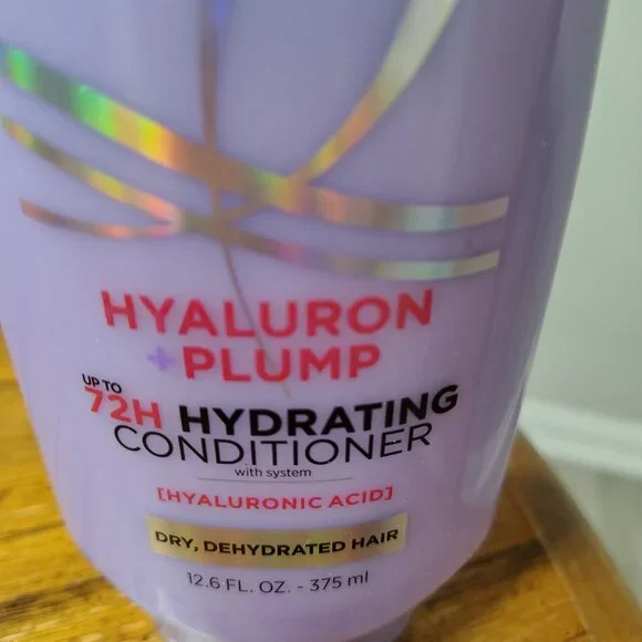 Hydrating Conditioner by ELVIVE - Picture 3 of 3